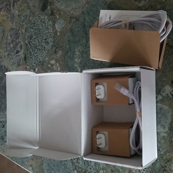 NETGEAR Powerline 200Mbps Mini Adapter - Starter Kit (XAVB1301) - Picture 7 of 7